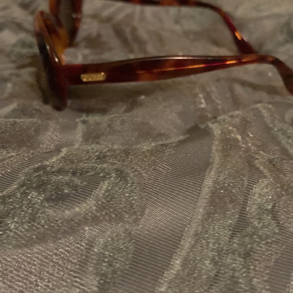 Guess Sunglasses Rounded Tortoiseshell Frame - image 2